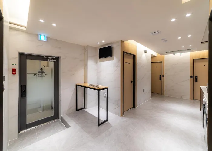 The Hongdae Hotel 2*